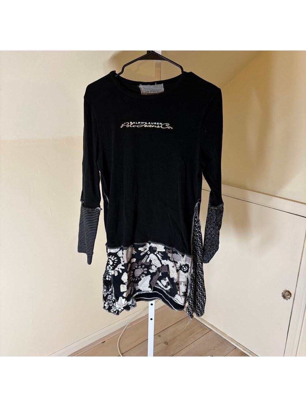 Ralph Lauren Polo Jeans Co. EUC Women's Recycled Knit Tunic Top Black Floral M